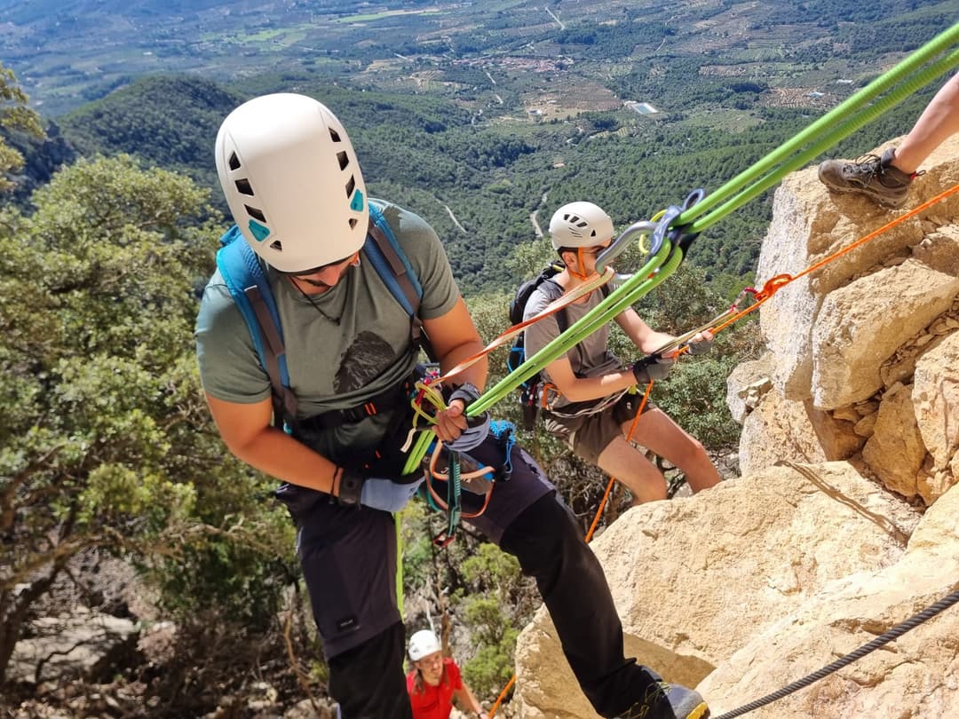 Curs de RÃ pel i Rescat en Vies Ferrades